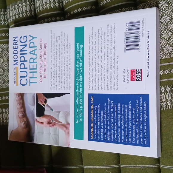 Guide to Modern Cupping Therapy Book - Picture 2 of 5